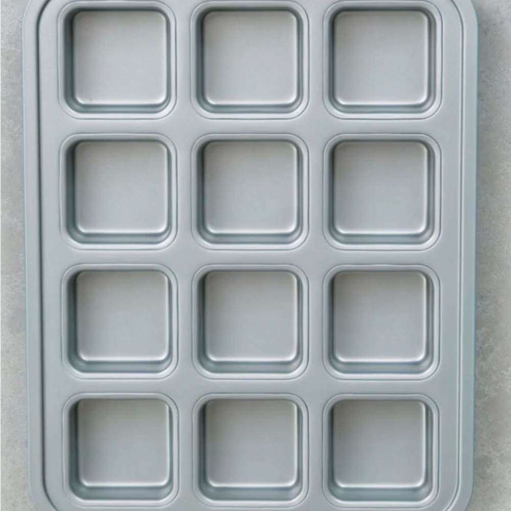 Pampered Chef Non-Stick Brownie Pan